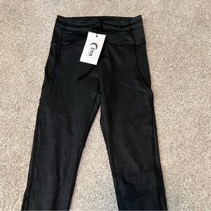 Zyia Black Shimmer Drawstring Luxe 7/8 24” Size 2